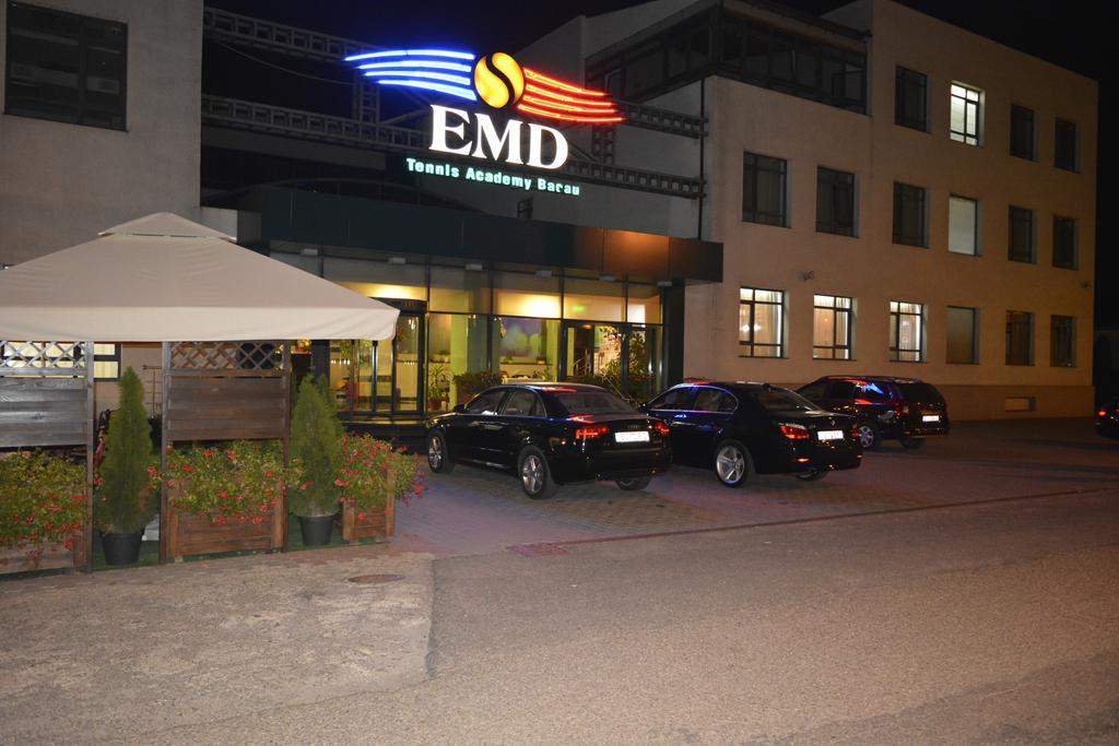 Hotel Emd Bacau Exterior photo